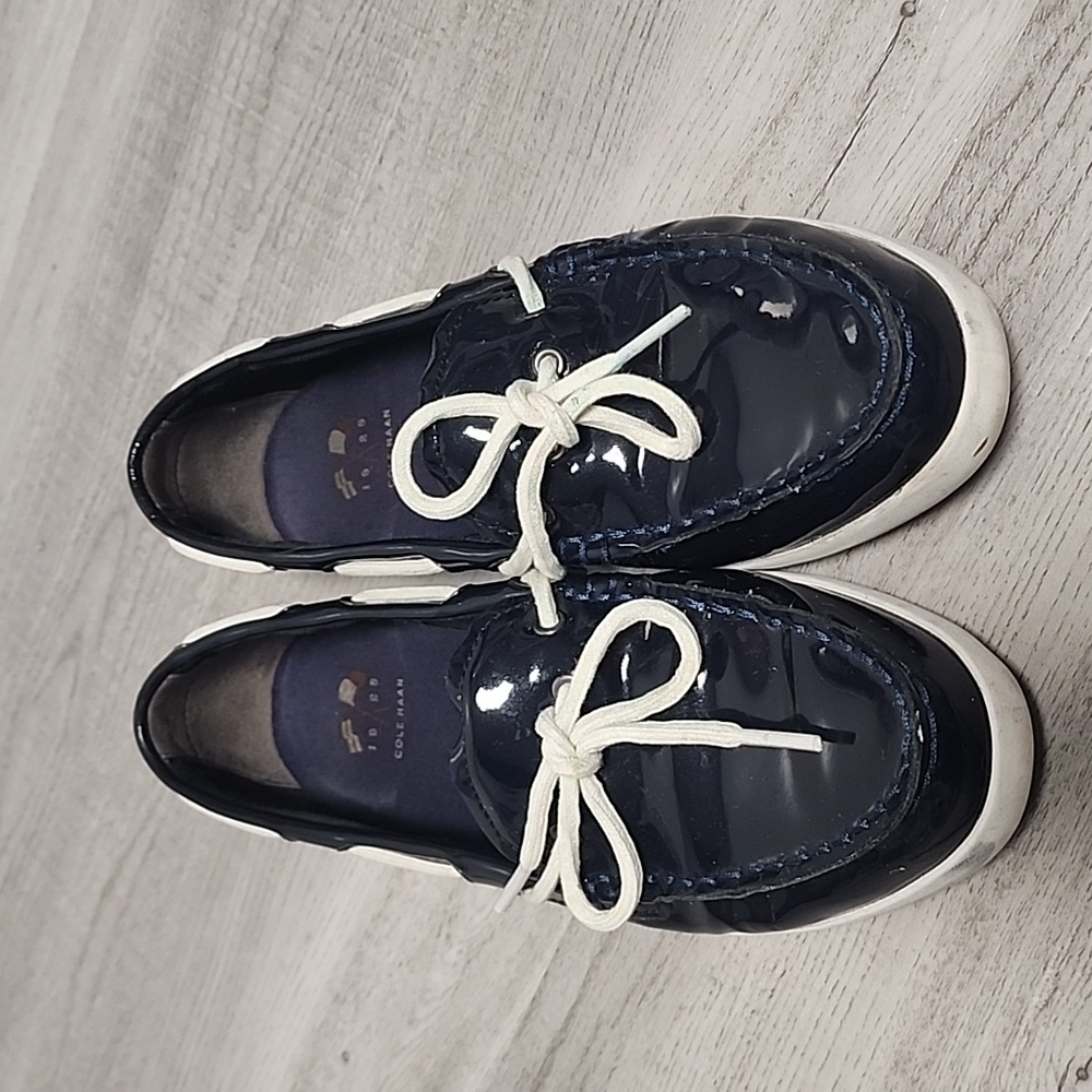 Cole Haan Blue with White Lace Moccasins Size 8.5